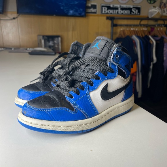 blue and white jordan retro 1